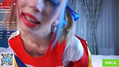 Polly  online show from October 2025 04:42:01 PM