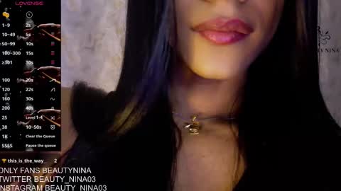 beauty_nina online show from October 2025 01:50:01 AM