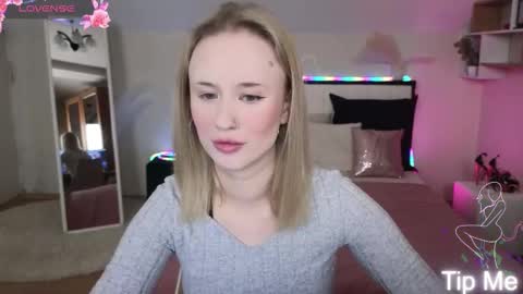 beauty Sasha online show from November 2025 02:01:01 PM