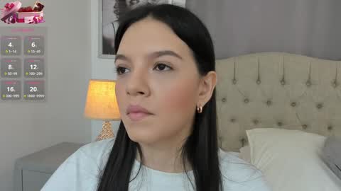 Snapshot of beautyari_ chatting on February 2025 12:23:02 PM Ariana Reyes online show from February 2025 12:23:02 PM