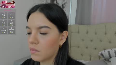 Snapshot of beautyari_ chatting on March 2025 12:12:02 PM Ariana Reyes online show from March 2025 12:12:02 PM