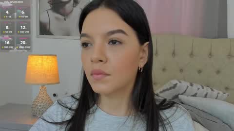 Snapshot of beautyari_ chatting on March 2025 12:16:01 PM Ariana Reyes online show from March 2025 12:16:01 PM