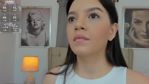 Snapshot of beautyari_ chatting on March 2025 12:06:02 PM Ariana Reyes online show from March 2025 12:06:02 PM