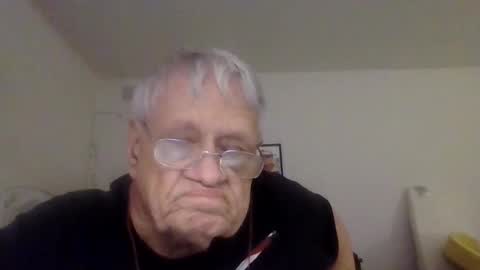 Snapshot of beautytomyeyes chatting on February 2025 01:51:01 AM beautytomyeyes online show from February 2025 01:51:01 AM