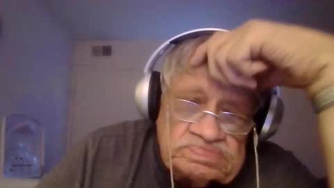 Snapshot of beautytomyeyes chatting on October 2025 02:22:02 AM beautytomyeyes online show from October 2025 02:22:02 AM