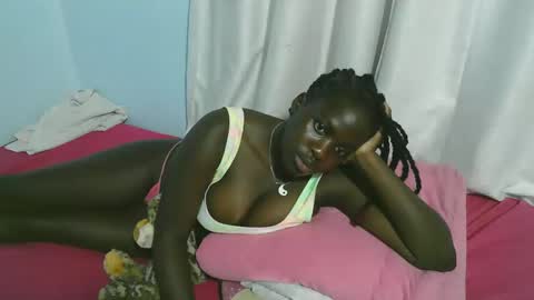 Snapshot of beautytyler chatting on October 2025 12:35:01 PM tyler online show from October 2025 12:35:01 PM