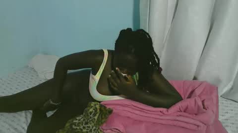 Snapshot of beautytyler chatting on October 2025 10:00:02 PM tyler online show from October 2025 10:00:02 PM