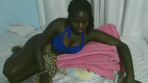 Snapshot of beautytyler chatting on October 2025 10:05:01 AM tyler online show from October 2025 10:05:01 AM