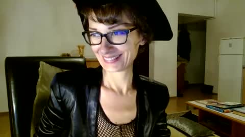 Raluca online show from December 2024 04:12:02 PM
