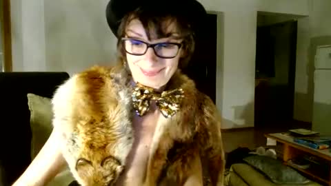 Raluca online show from December 2024 10:24:02 PM
