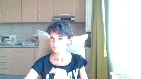 Raluca online show from September 2025 10:58:02 AM