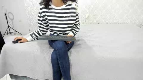 BeccaRed online show from November 2025 10:59:01 AM