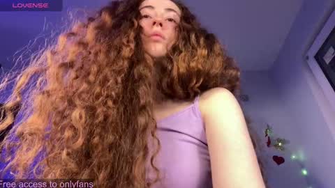 Snapshot of becky_baker chatting on February 2025 08:15:02 PM Lisa guys sorry I have problems with electricity in my city....guys please give me time I will solve all the problems online show from February 2025 08:15:02 PM