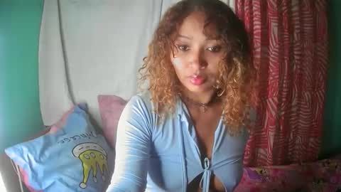 BeckyFamex online show from September 2025 09:31:01 AM