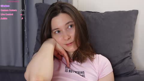 BeckyMartens come join me on    while im offline here  online show from November 2025 02:00:01 AM