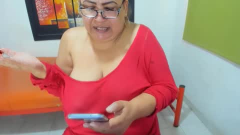 beckyummys online show from December 2024 02:59:01 PM