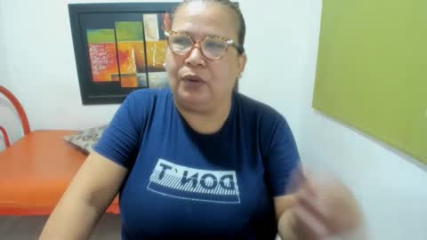 beckyummys online show from December 2024 11:54:01 AM