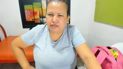 beckyummys online show from February 2025 12:03:02 PM