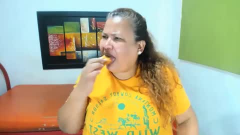 beckyummys online show from March 2025 01:31:02 PM