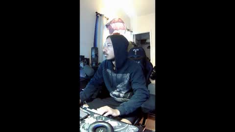 Snapshot of bedstuymonstercock90 chatting on November 2025 12:44:02 PM hungnheavy online show from November 2025 12:44:02 PM