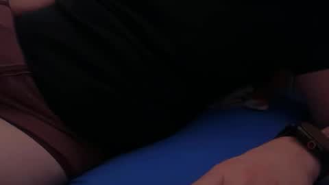 Snapshot of beehive7780 chatting on December 2025 11:31:02 PM beehive7780 online show from December 2025 11:31:02 PM