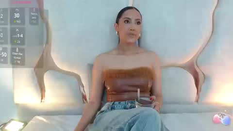 BELLA online show from September 2025 03:15:02 PM