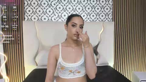 BELLA online show from October 2025 01:17:01 AM