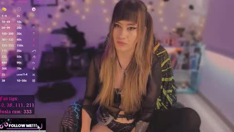 Snapshot of beethmanning_ chatting on October 2025 06:31:01 PM online show from October 2025 06:31:01 PM