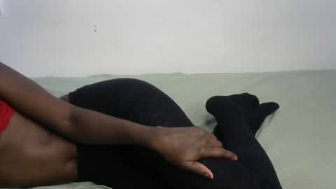 Snapshot of beib_love chatting on December 2024 06:21:02 AM beib_love online show from December 2024 06:21:02 AM