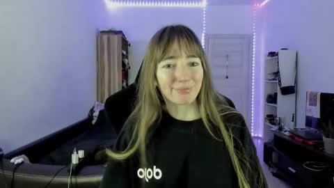 Lisa online show from October 2025 04:13:02 PM