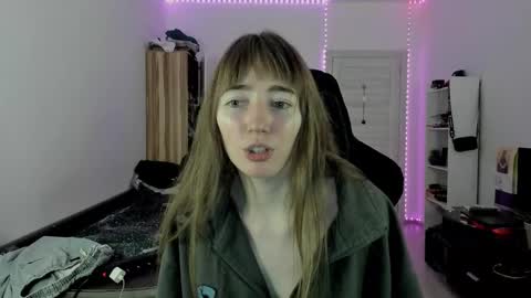 Lisa online show from October 2025 04:09:01 PM