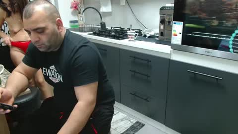 kevin and Bella online show from December 2024 11:49:02 PM