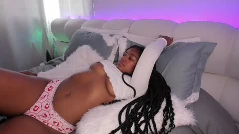 Snapshot of belkis_mills chatting on December 2024 02:06:02 PM Belkis online show from December 2024 02:06:02 PM