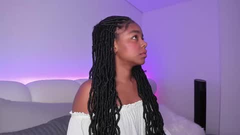Snapshot of belkis_mills chatting on February 2025 12:33:02 PM Belkis online show from February 2025 12:33:02 PM