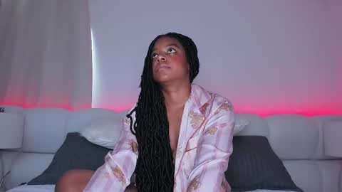 Snapshot of belkis_mills chatting on February 2025 05:58:02 PM Belkis online show from February 2025 05:58:02 PM