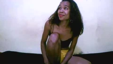 Snapshot of bella193999 chatting on December 2024 05:11:01 PM bella193999 online show from December 2024 05:11:01 PM