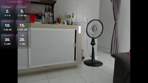 Snapshot of bella_38 chatting on March 2025 06:44:01 PM isabella online show from March 2025 06:44:01 PM