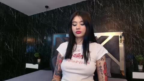 BELLA CLARCK online show from September 2025 03:11:01 AM