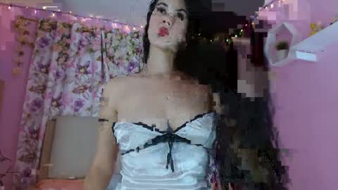 Snapshot of bella_gentle chatting on February 2025 11:48:02 PM bella_gentle online show from February 2025 11:48:02 PM