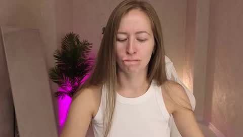bella_li__ online show from September 2025 03:17:02 AM