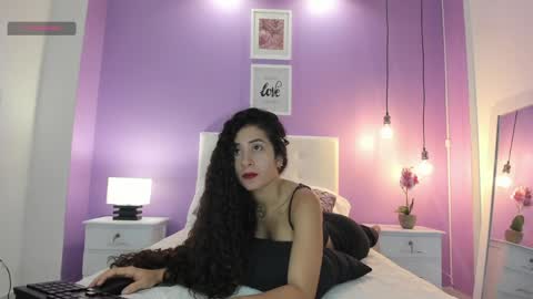 Bella Ponce  online show from January 2025 03:07:01 PM