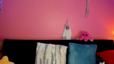 Snapshot of bella_ponce1 chatting on October 2025 02:51:01 PM Bella Ponce online show from October 2025 02:51:01 PM