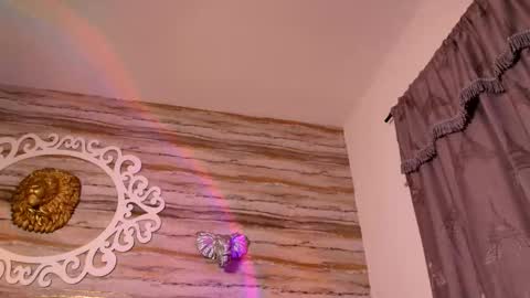     online show from October 2025 02:37:01 PM