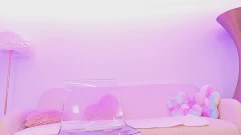 Snapshot of bella_vixen_ chatting on October 2025 09:04:01 PM Bella online show from October 2025 09:04:01 PM