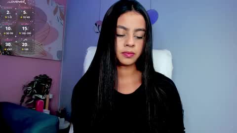 BELLA online show from October 2025 08:18:02 PM