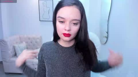  Bella Hadid  online show from January 2025 11:39:02 AM