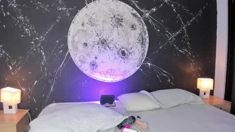 bellaastorm online show from October 2025 06:08:02 AM