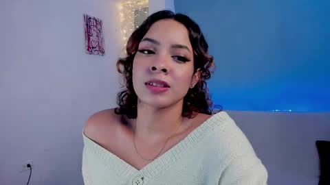 Snapshot of bellabeth_ chatting on January 2025 04:05:01 AM Betsy online show from January 2025 04:05:01 AM