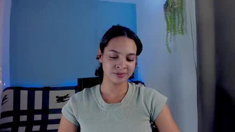 Snapshot of bellabeth_ chatting on February 2025 03:30:02 AM Betsy online show from February 2025 03:30:02 AM