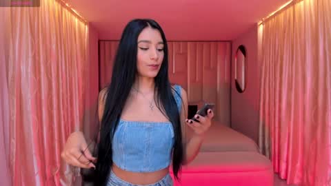  Bella C  online show from December 2024 12:03:01 PM